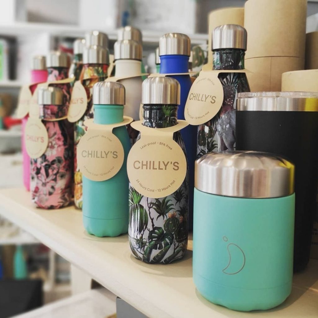 Botellas Chilly`s conservan agua y comida fría caliente 24 horas estampados y colores con tapon metálico